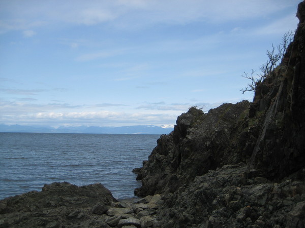 Strait rocks
